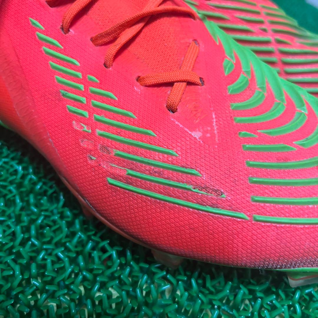 アディダス サッカースパイク プレデター エッジ.1 FG(レッド×グリーン)