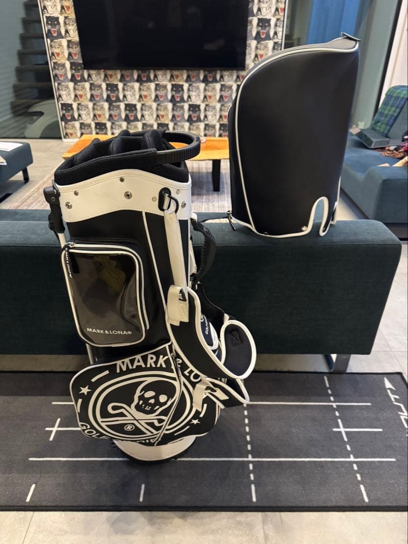 【人気】MARK & LONA キャディバッグMassive Caddy Bag