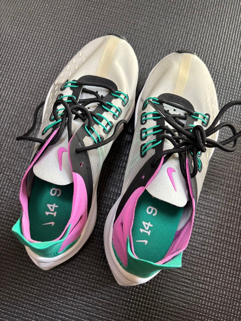 NIKE シューズ