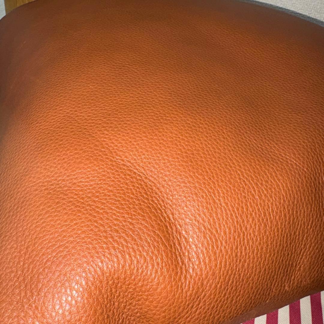 新品　カンディハウス　レザークッション　革クッション　ブラウン♡