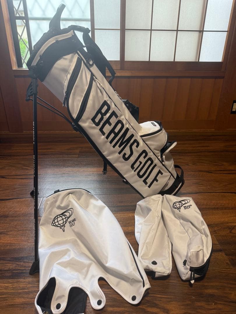 値下げしました。 BEAMS GOLF スタンド付きキャディバッグ ホワイト