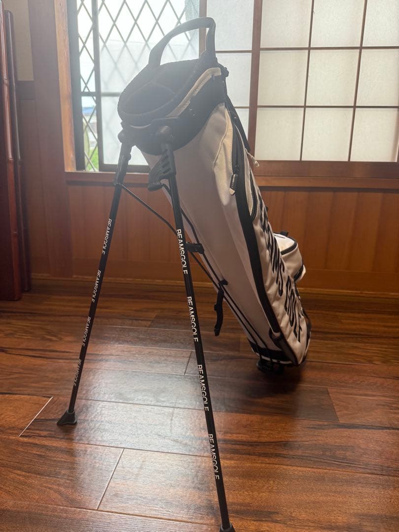 値下げしました。 BEAMS GOLF スタンド付きキャディバッグ ホワイト