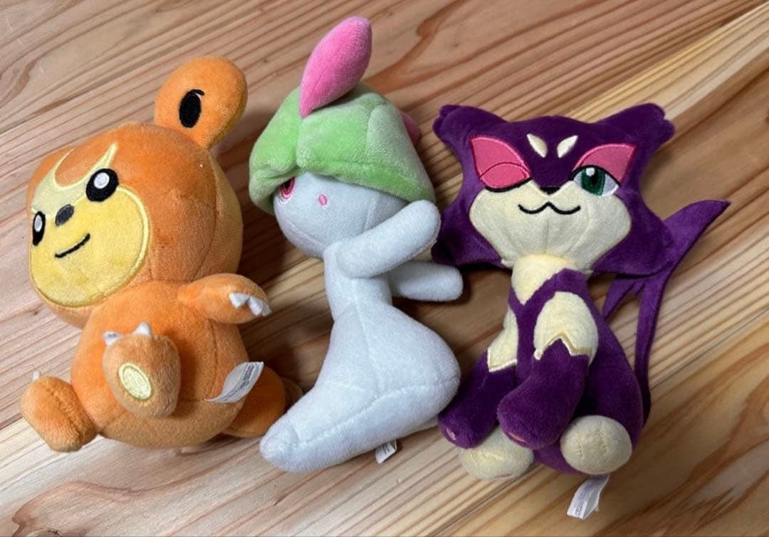 ② ポケモン　ぬいぐるみ　クッション　まとめ売り　ポケットモンスター　大量