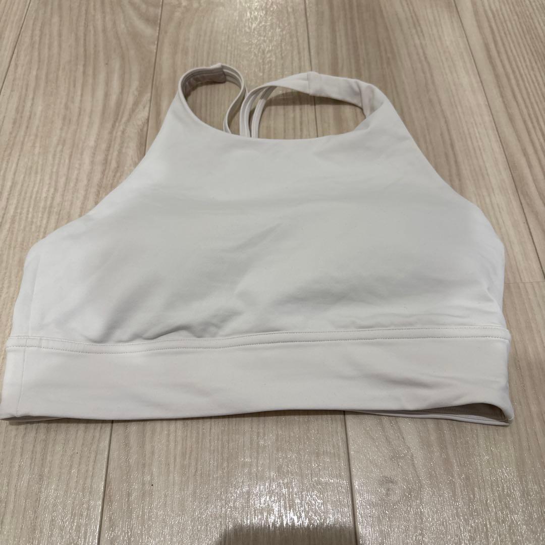 ルルレモン　ブラ　ホワイト　白　背中　8 luxtreme strappy