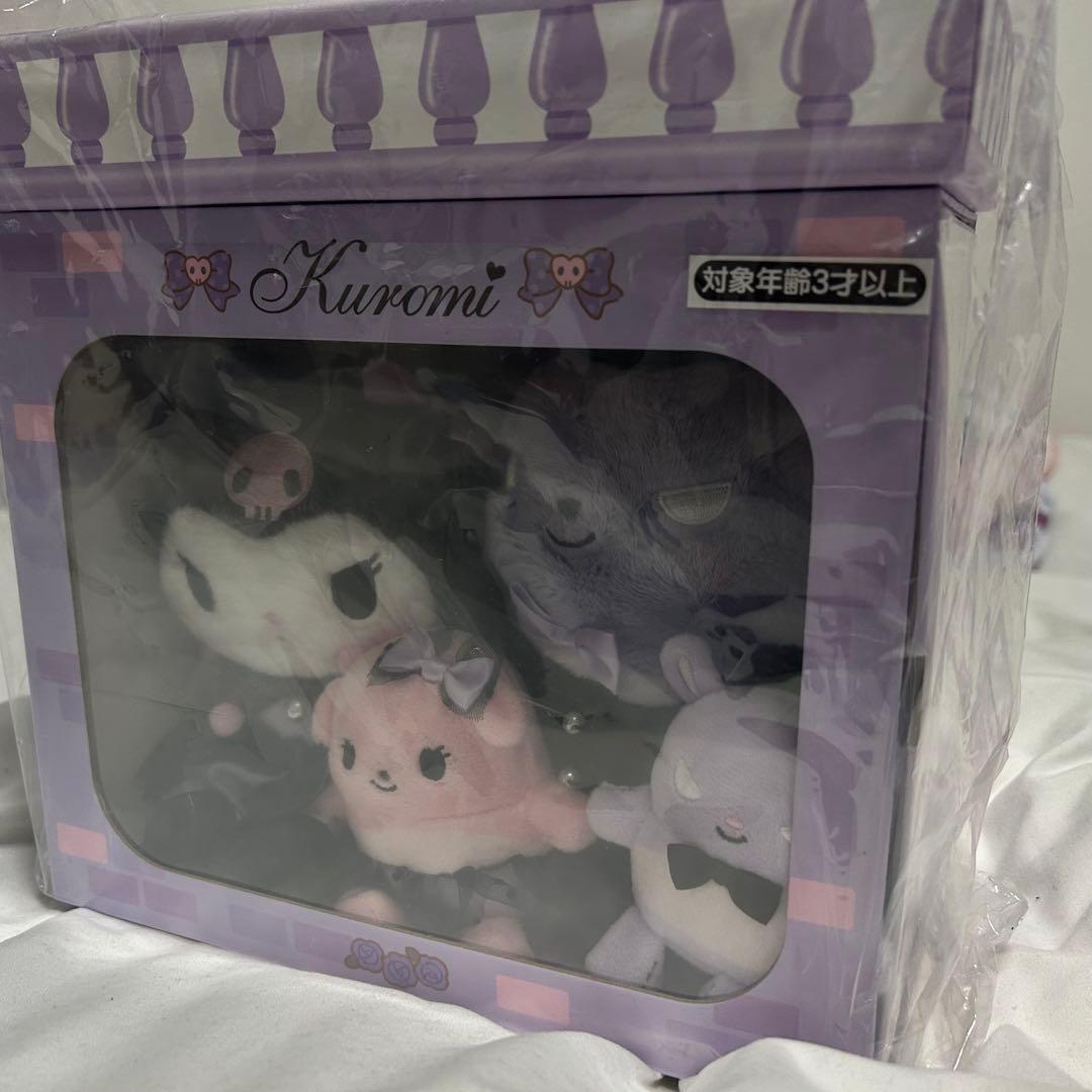 サンリオ　ドレスアップドールセット　クロミ　バク　バコ　ぬいぐるみ