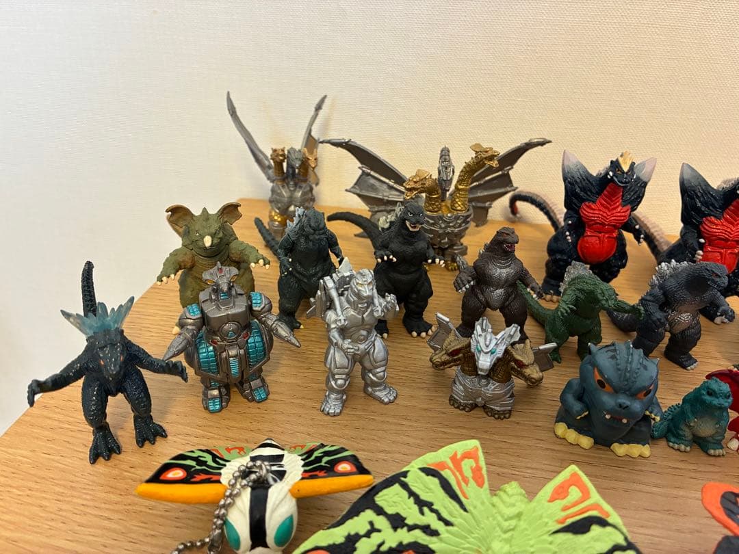 【中古】ゴジラ　ガメラ　フィギュアセット 約40体