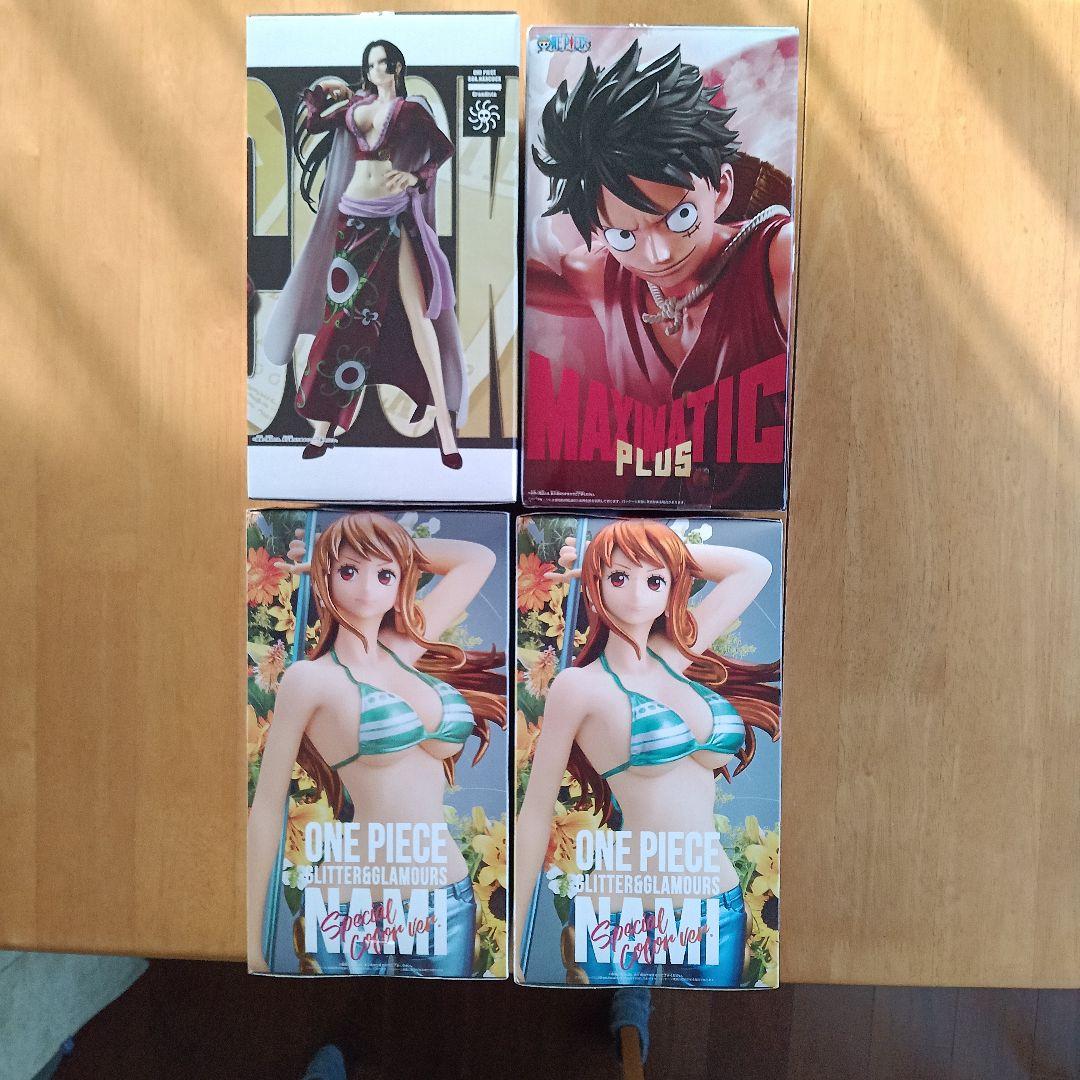 【新品未開封＋おまけ付き】ワンピース フィギュア４体セット