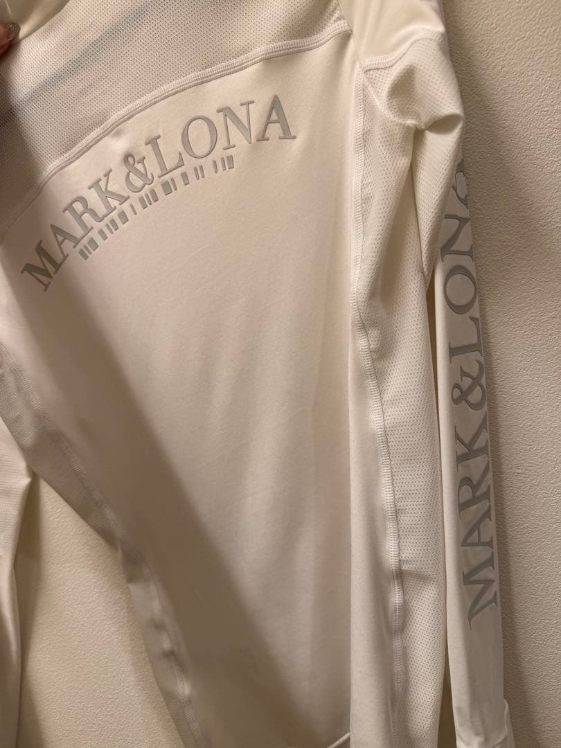 極美品　MARK&LONA メッシュハイネックシャツ ホワイト　S インナー