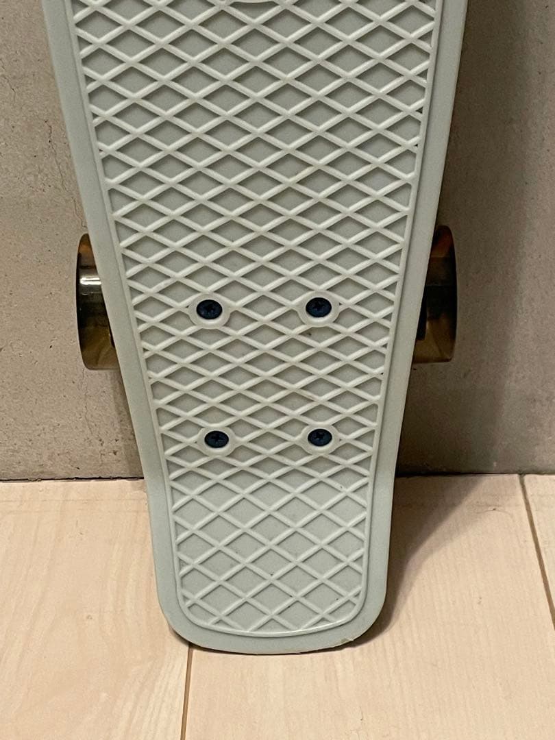 美品　penny 22inch 薄い水色＋透明ウィール