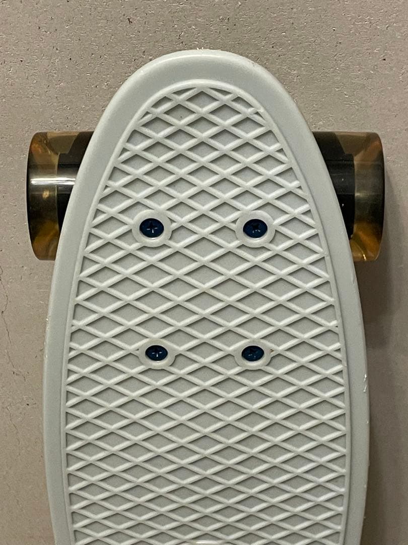美品　penny 22inch 薄い水色＋透明ウィール