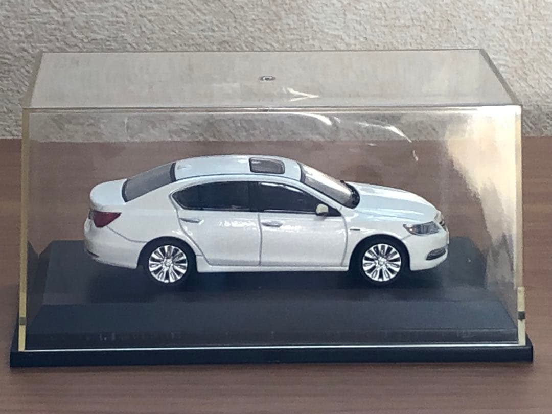 ホンダ LEGEND カラーサンプル ミニカー　1/43