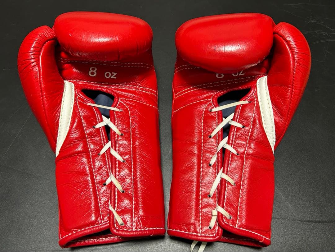 Winning ボクシンググローブ 8oz レッド