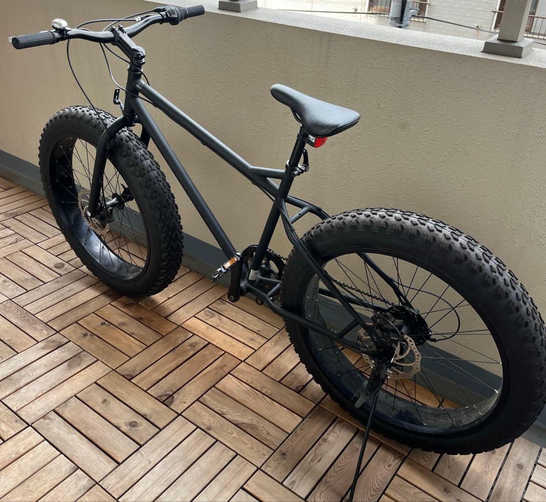 ファットバイク FATBIKE 26インチ 6段変速 自転車　ブラック　札幌