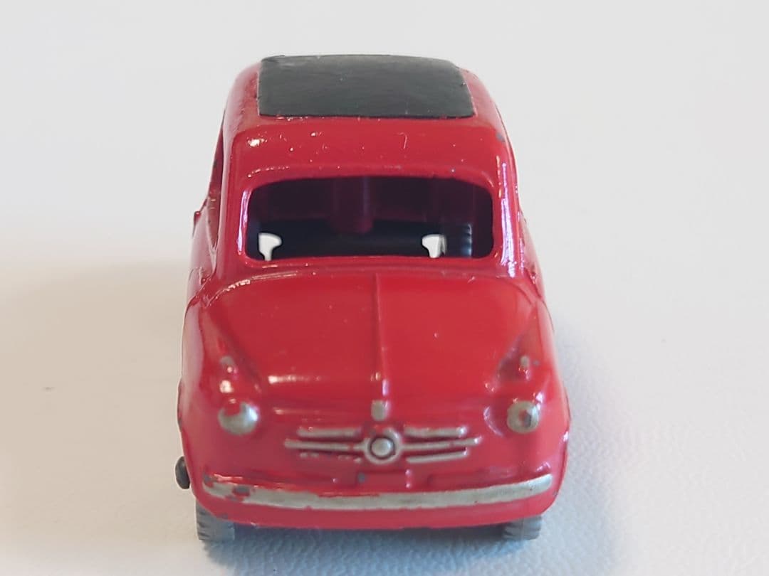ミニカー DINKY No.183 FIAT 600
