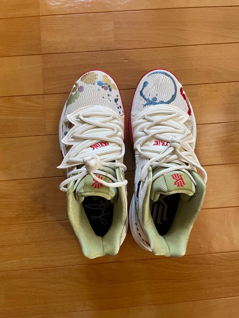 NIKE ナイキ　カイリー5 kyrie5 バッシュ　バスケ