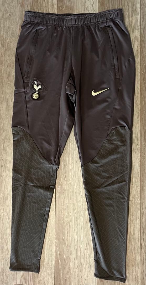 NIKE トッテナム　スパーズ　トラックパンツ　トレーニングパンツ　ジャージ
