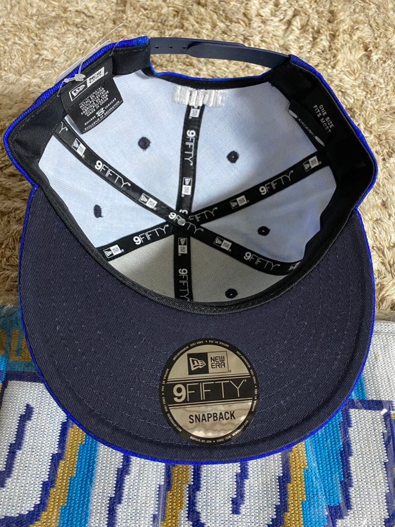 J1昇格記念　ニットマフラー　NEWERA キャップ