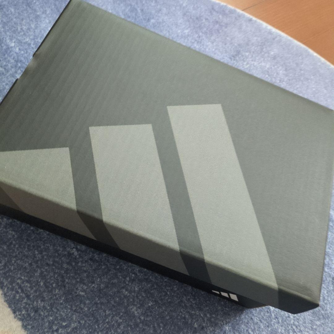 アディダス　ゴルフシューズ　新品未使用