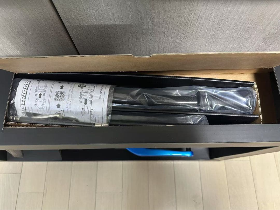 STRIDER ストライダー　数量限定　ST-R　カーボン　新品