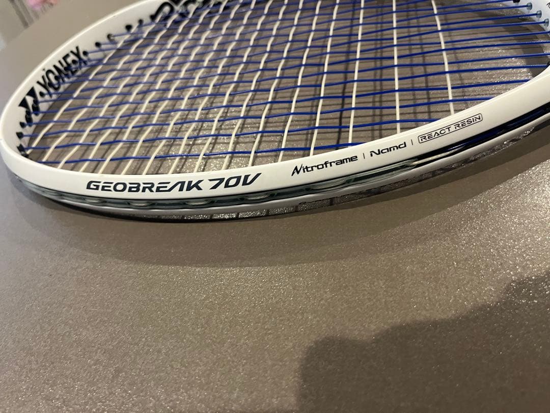 ジオブレイク70V UL2 人気の廃盤ホワイトバージョン　店頭試打ラケット
