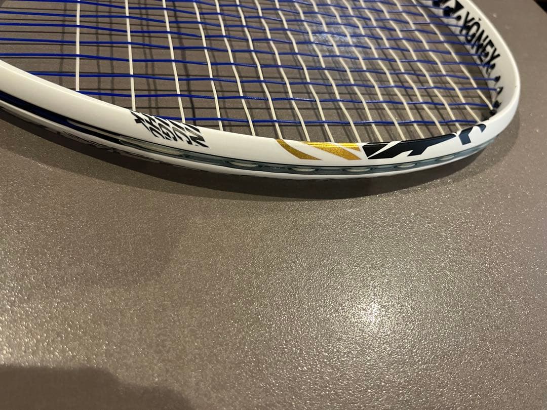 ジオブレイク70V UL2 人気の廃盤ホワイトバージョン　店頭試打ラケット