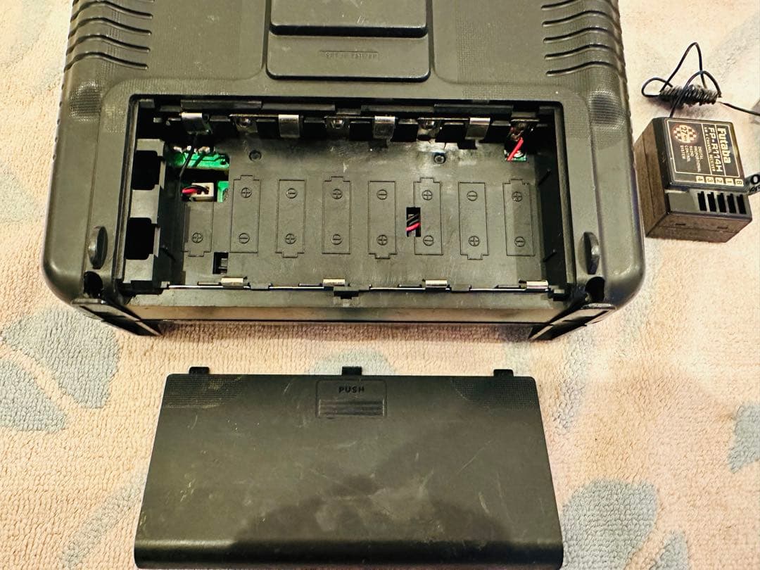 Futaba ATTACK 4WD ラジコン送受信機セット