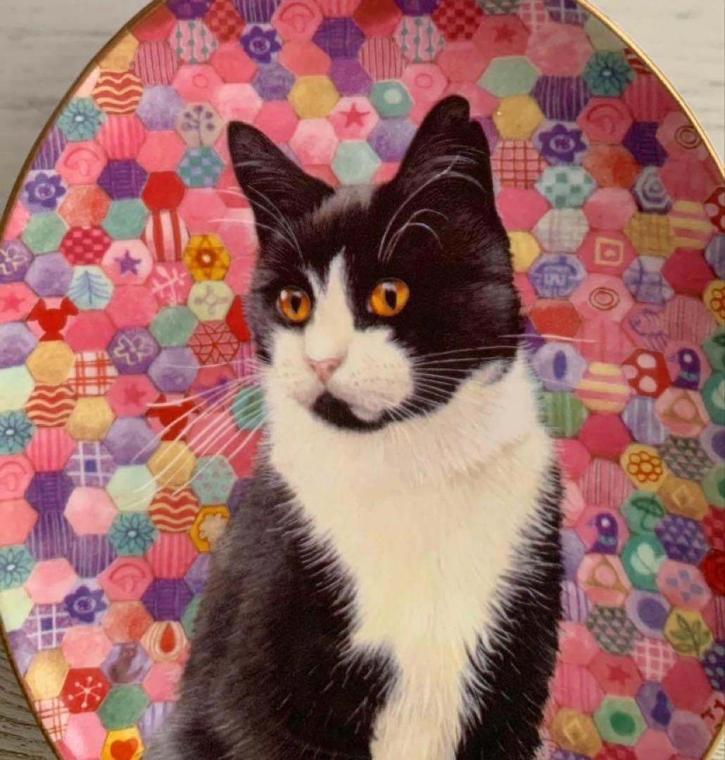 レズリーアンアイボリー 猫のプレート ピンクヘキサゴン ロイヤルウースター