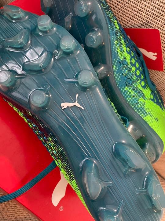 新品未使用品　puma プーマ　サッカー　スパイク　27.0cm NETFIT