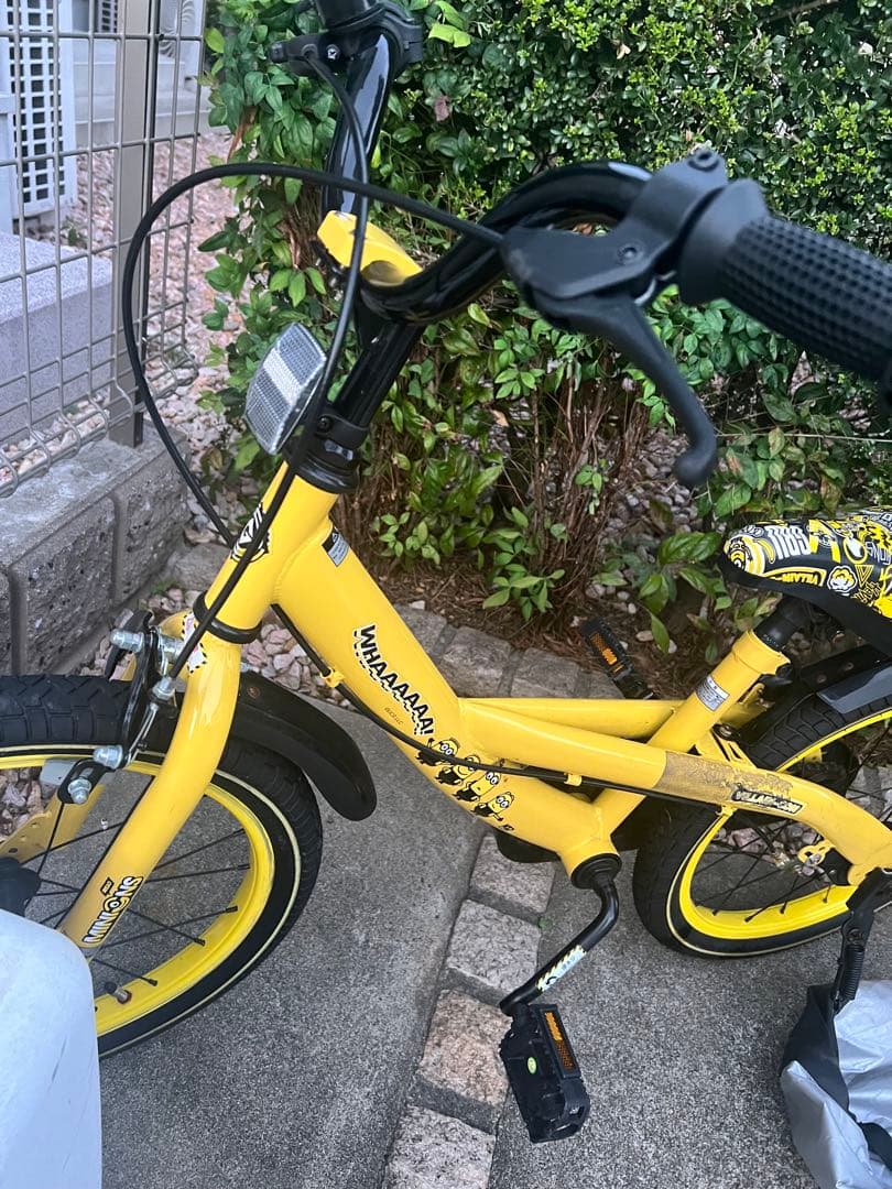 Minions(ミニオンズ) 子供用自動車　18インチ