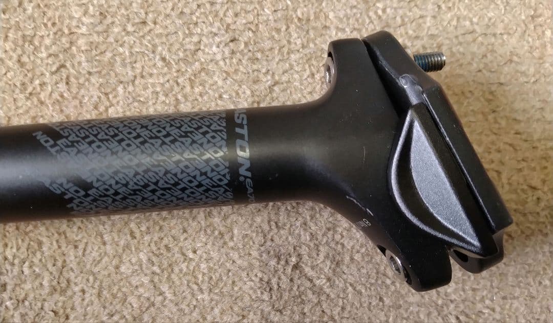 EASTON EA70 アルミシートポスト Φ27.2mm/350mm ブラック