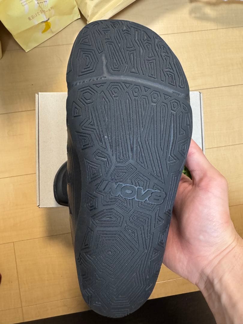 イノヴェイト inov-8 bare xf 最新モデル26.5センチ