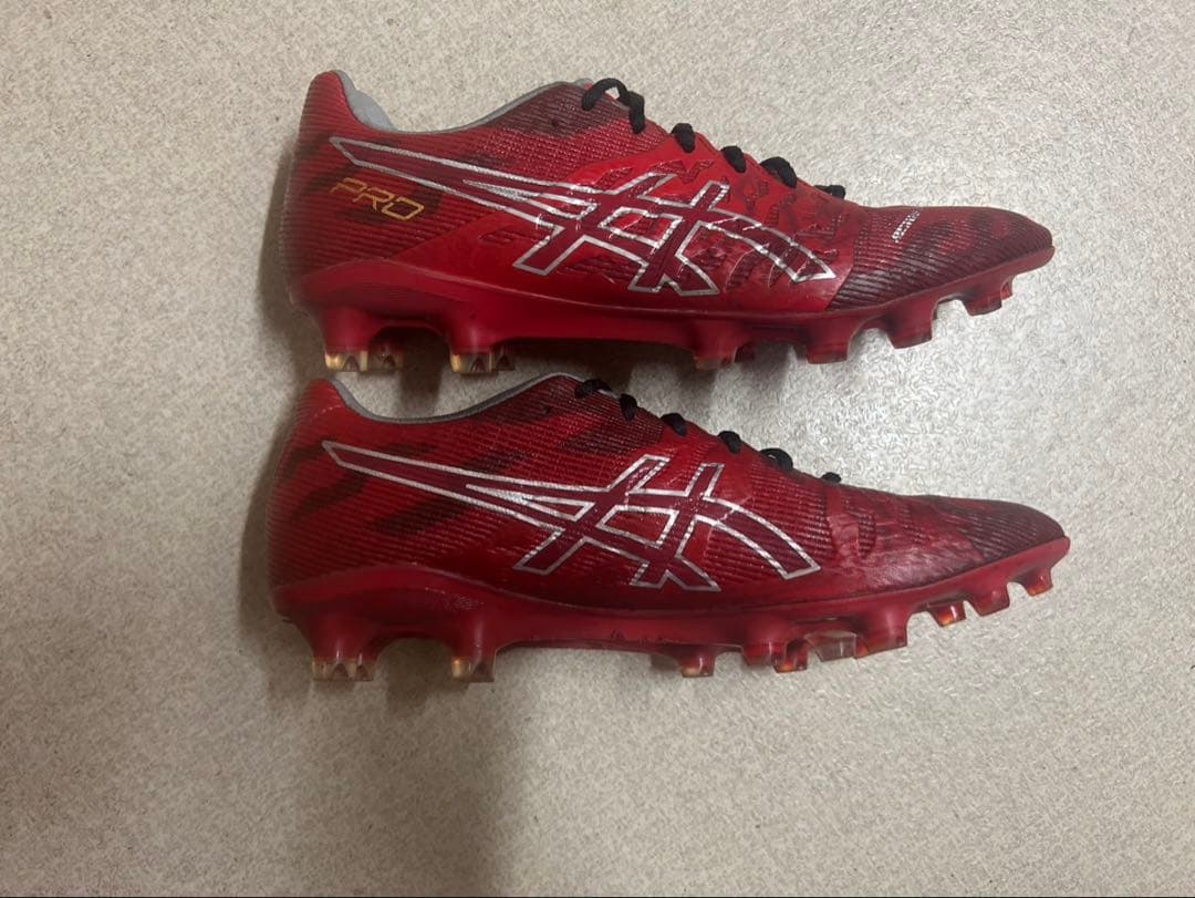 ASICS PRO サッカーシューズ レッド