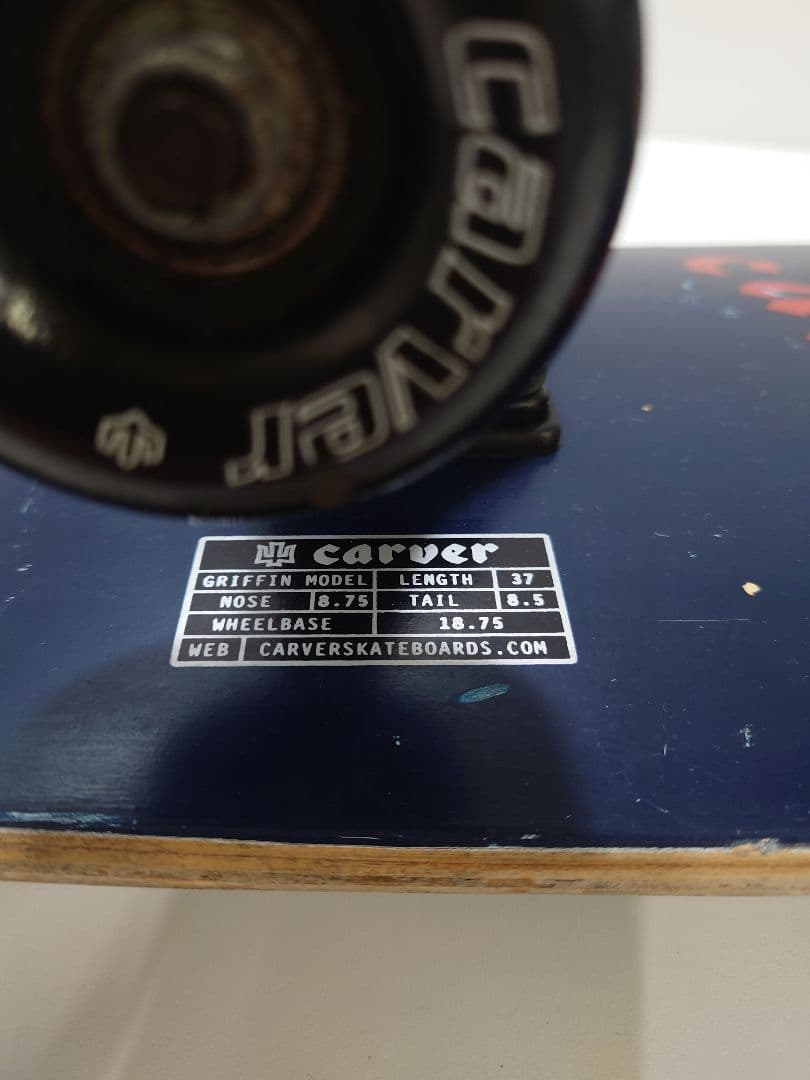 carver カーバー　グリフィンモデル　サーフスケート 37インチ