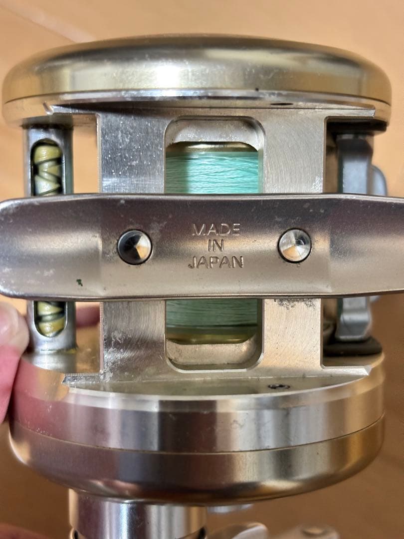 [テングー様]専用DAIWA ミリオネア CV-Z 253 ベイトリール