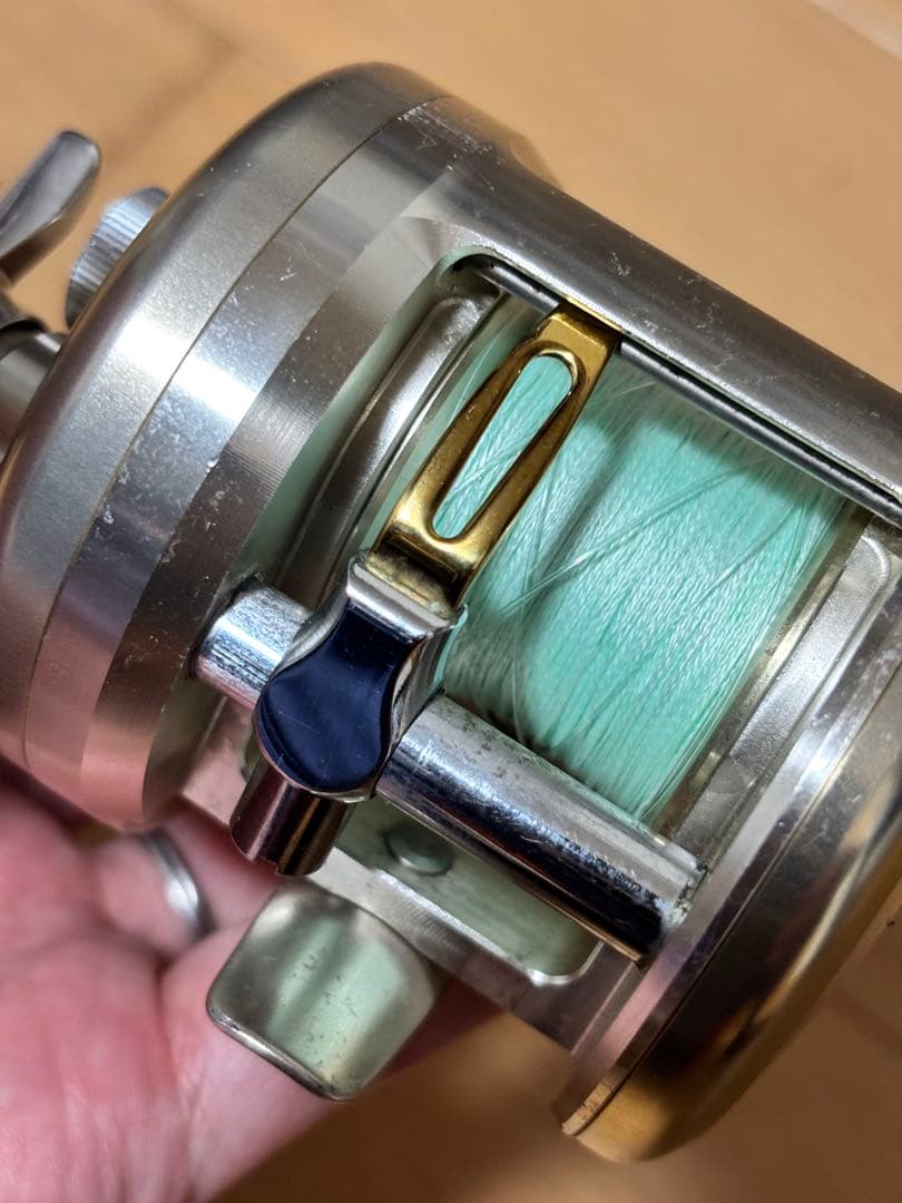 [テングー様]専用DAIWA ミリオネア CV-Z 253 ベイトリール