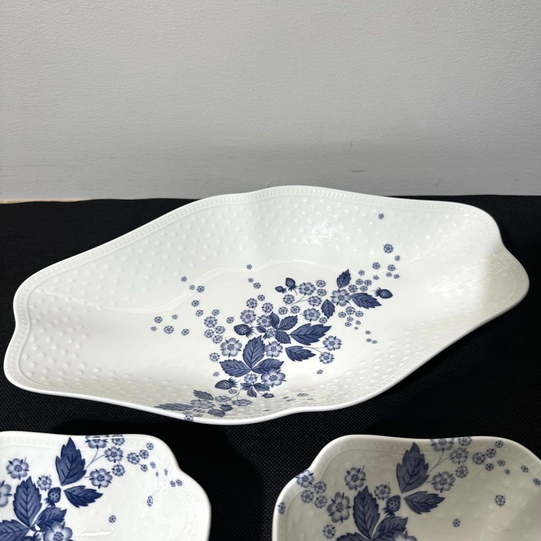 ★ウェッジウッド★ストロベリーブルームインディゴ　マルチディッシュセット　美品