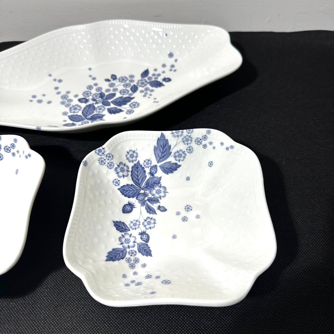 ★ウェッジウッド★ストロベリーブルームインディゴ　マルチディッシュセット　美品