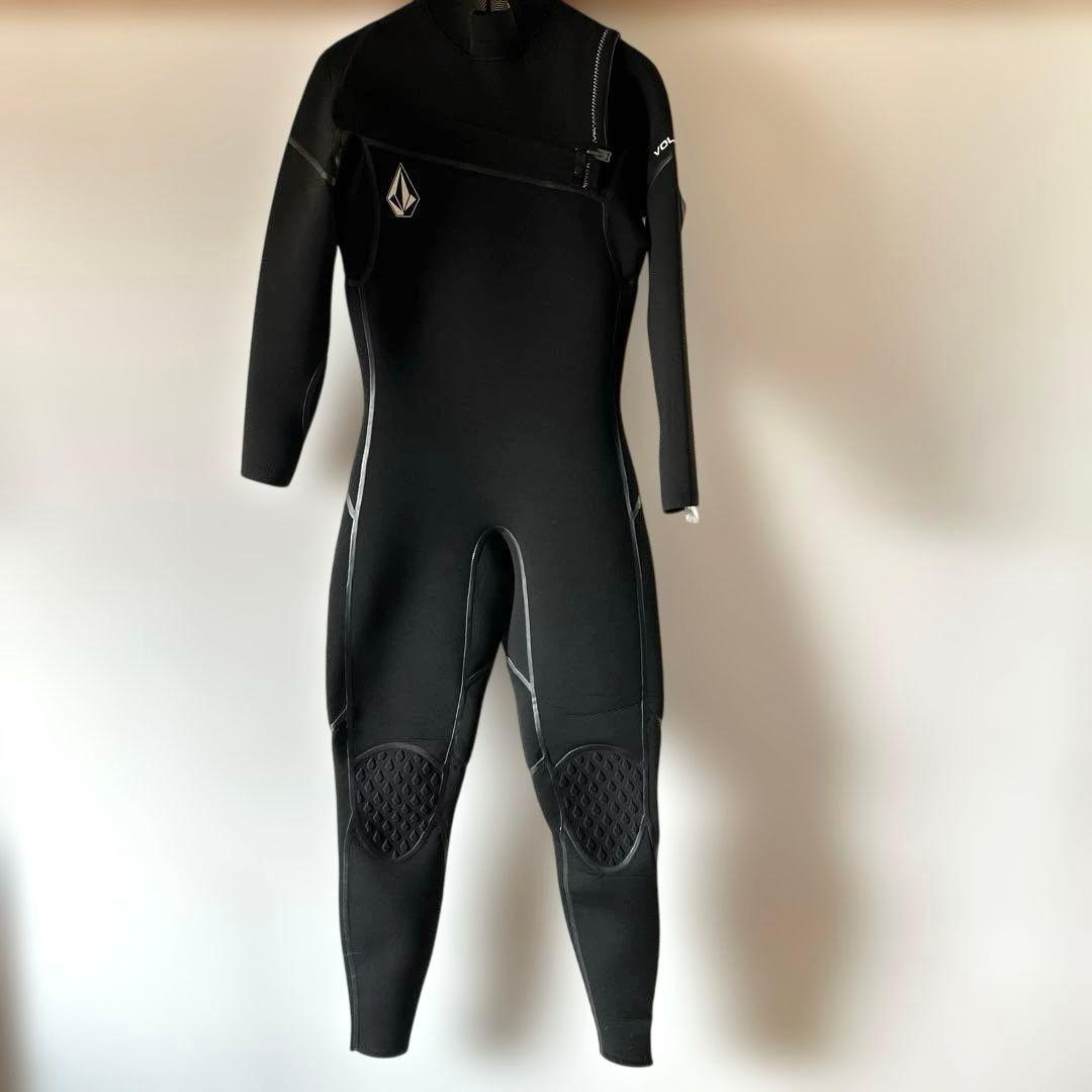 【新品未使用 50%↑OFF】Volcom ウエットスーツ フルスーツ ボルコム