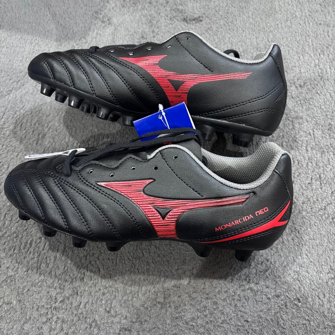 新品未使用　Mizuno Monarcida Neo サッカー　スパイク23.5