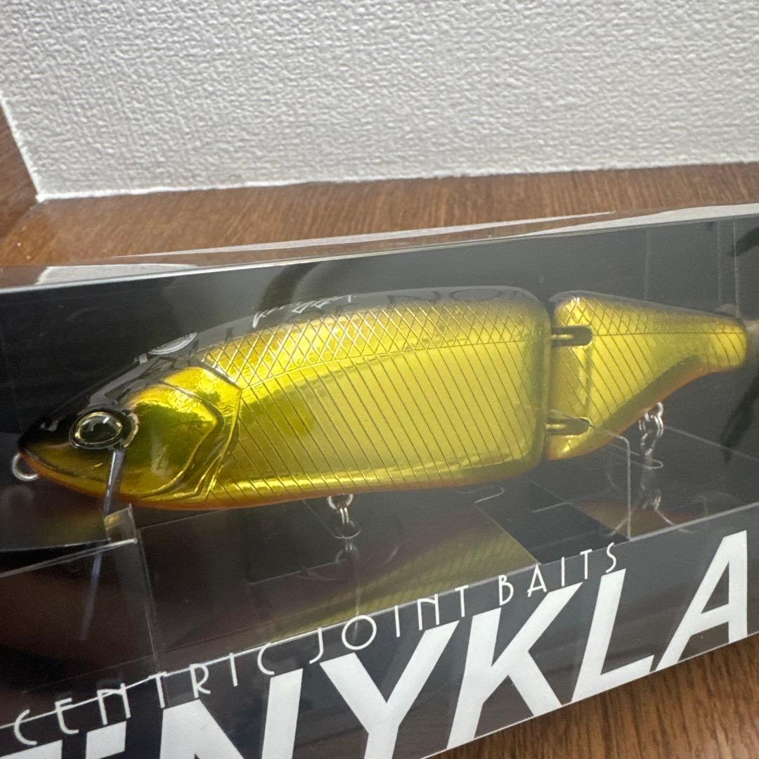 タイニークラッシュ　東京ゴールド　TOKYO GOLD