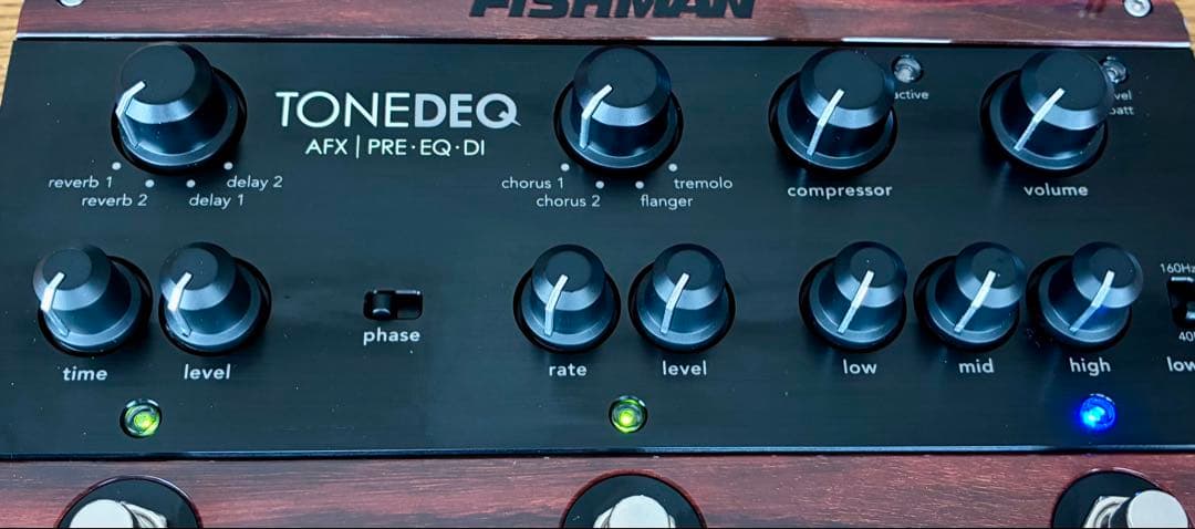 FISHMAN TONEDEQ アコースティックギター用エフェクター/プリアンプ