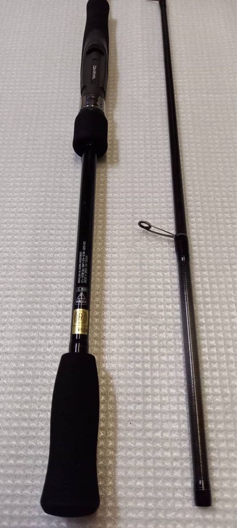 エメラルダス X M83 リール LT2500XHDX