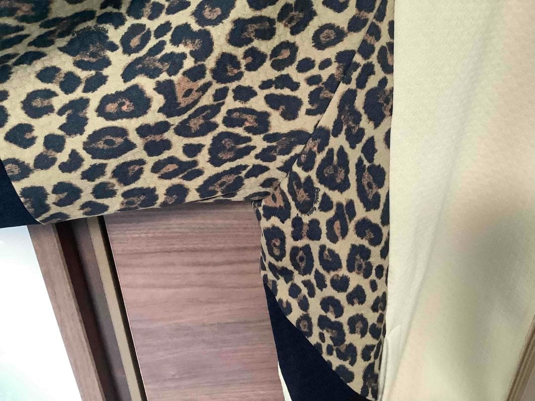 レオパード柄 ジップアップセーター