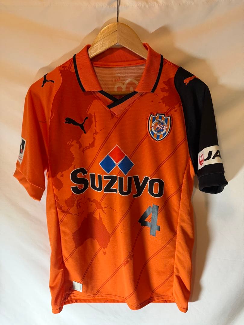 正規品PUMA清水エスパルス「4」カルフィン・ヨン・ア・ピン 半袖Mユニフォーム