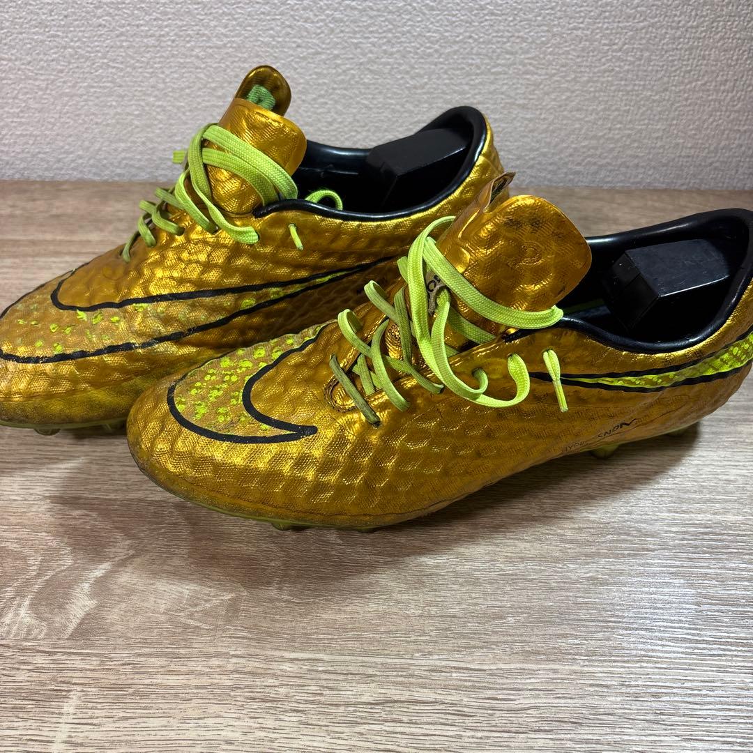 ナイキ　ハイパーヴェノム　26