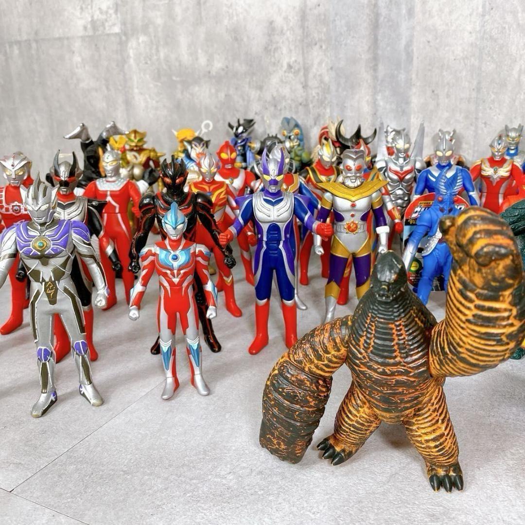 Y336 ウルトラマン & ウルトラ怪獣 シリーズ ソフビ 46体 大量 希少