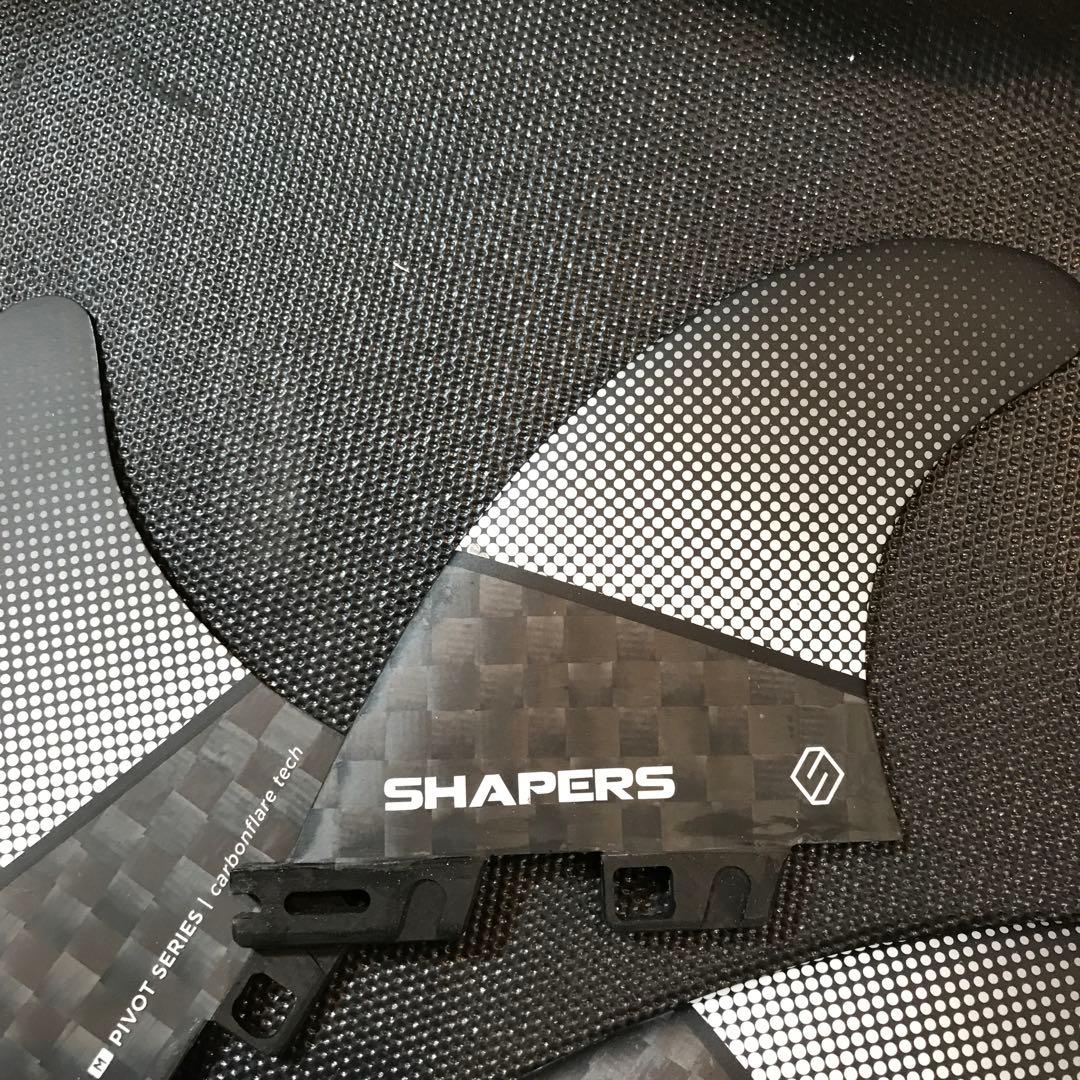 SHAPERS Pivot Series サーフボードフィン 3枚セット