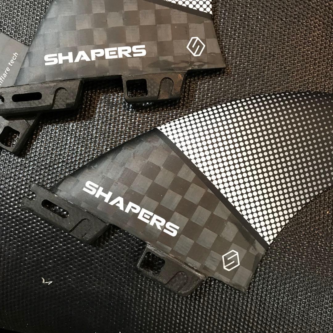 SHAPERS Pivot Series サーフボードフィン 3枚セット