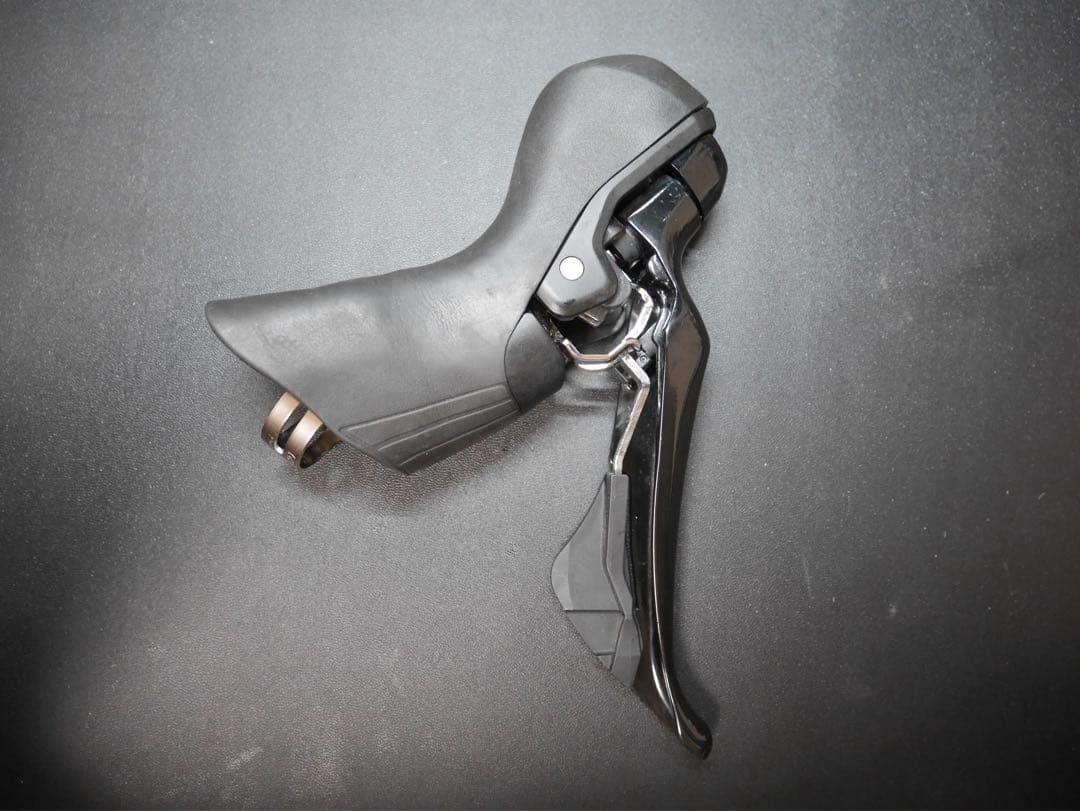 【中古】Shimano 105 ST-R7020 油圧 2×11s 左右