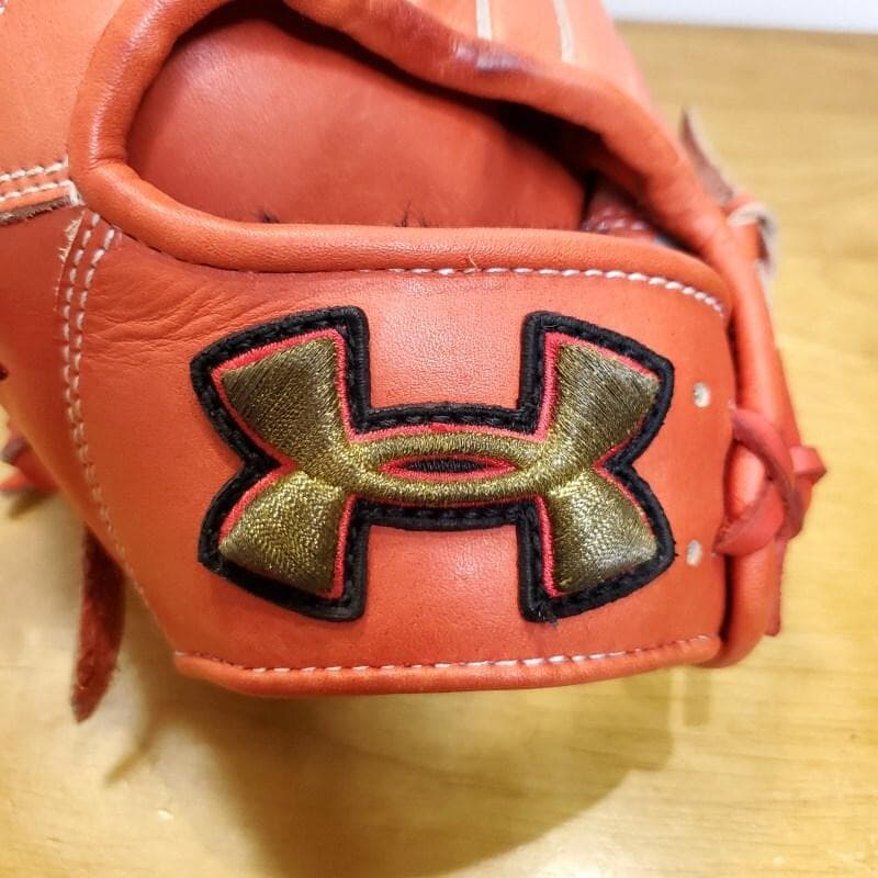 アンダーアーマー UA Outfielder 左投げ用 外野用 軟式グローブ